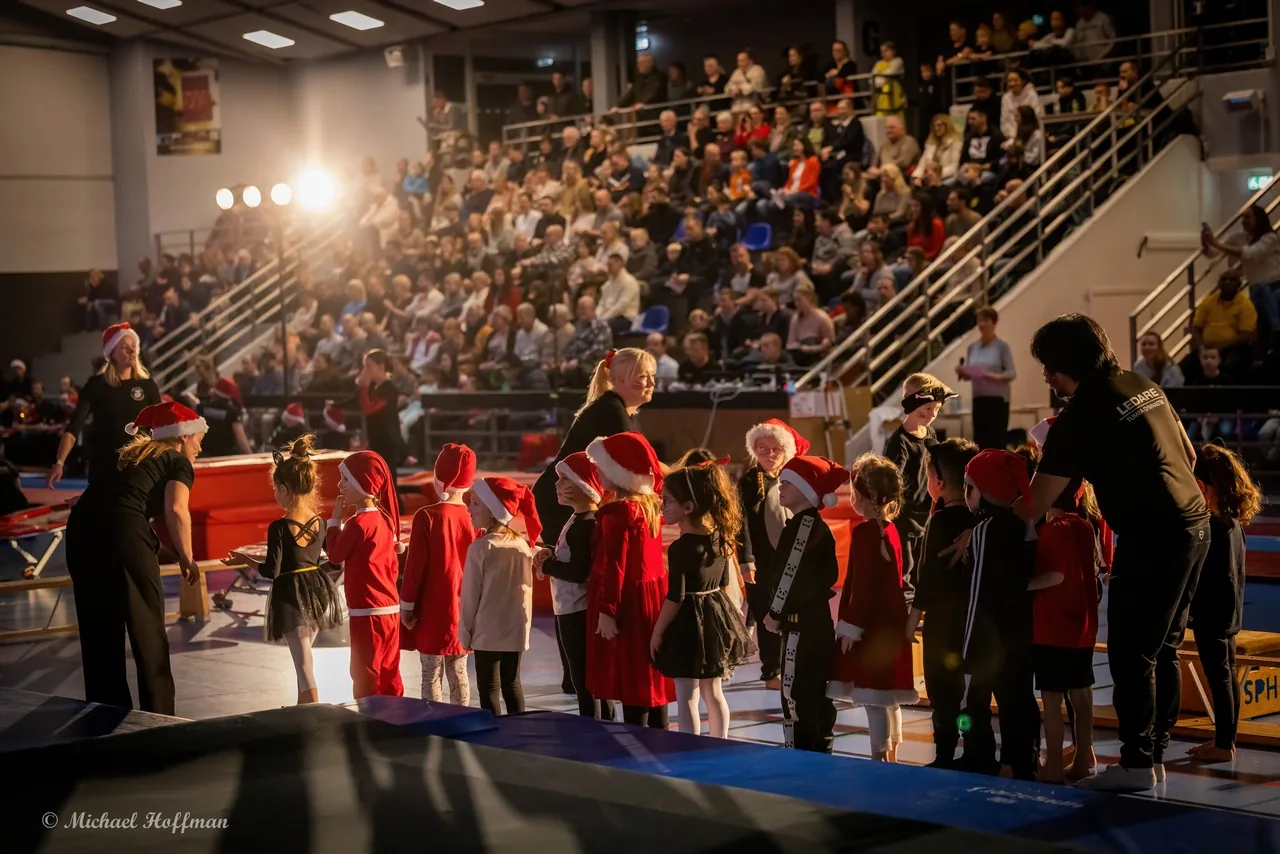 Uppvisning inför publik i Broängen